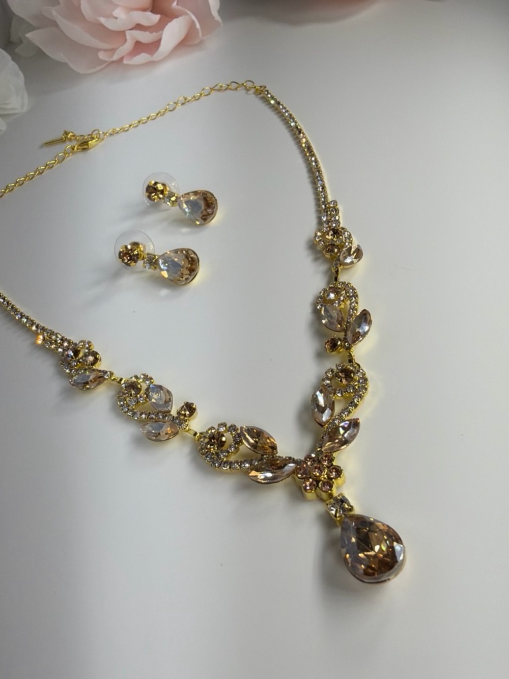 Gold Crystal Teardrop Necklace and Earring Set - Elegant Women Jewelry